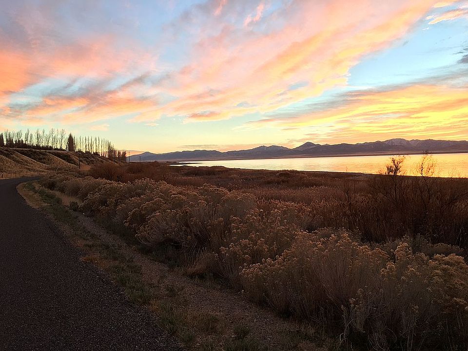 Private Lakefront 2.75 acres