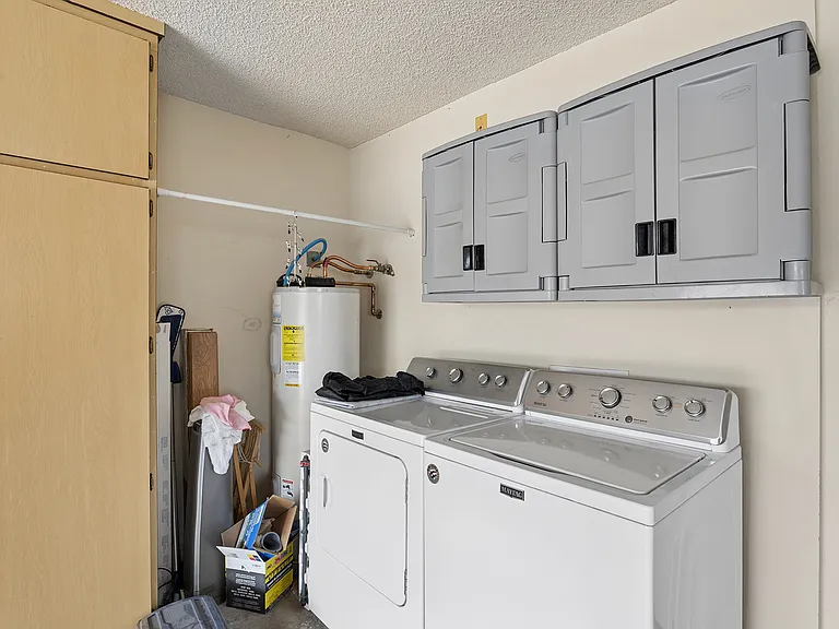 21414 N Palm Desert Dr — Photo 27
