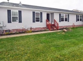 8905 Falcon Dr, Streetsboro, OH 44241