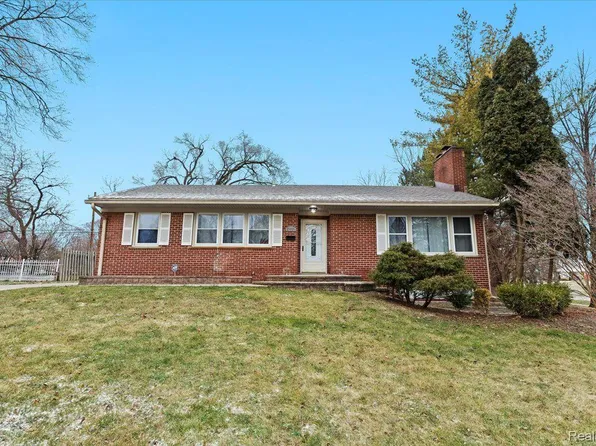 25925 Lyndon, Redford, MI 48239