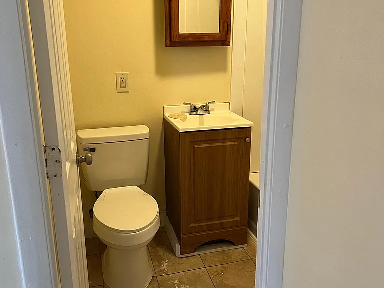 375 Elm St #3L — Photo 18