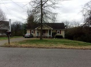 291 E Morris Dr, Gallatin, TN 37066