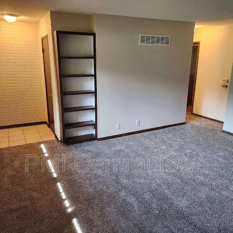 2 bed, 2.0 bath, 984 sqft, $1,425 — Photo 4