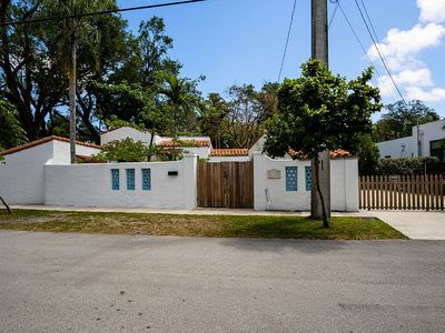6925 SW 63rd Ct, South Miami, FL, 33143