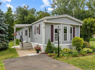 9 Valley Ln, Prospect, CT 06712