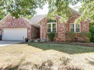 3642 W El Castile St, Springfield, MO 65807