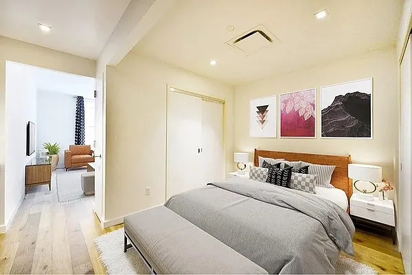 Rented by RELO REDAC INC. | media 13