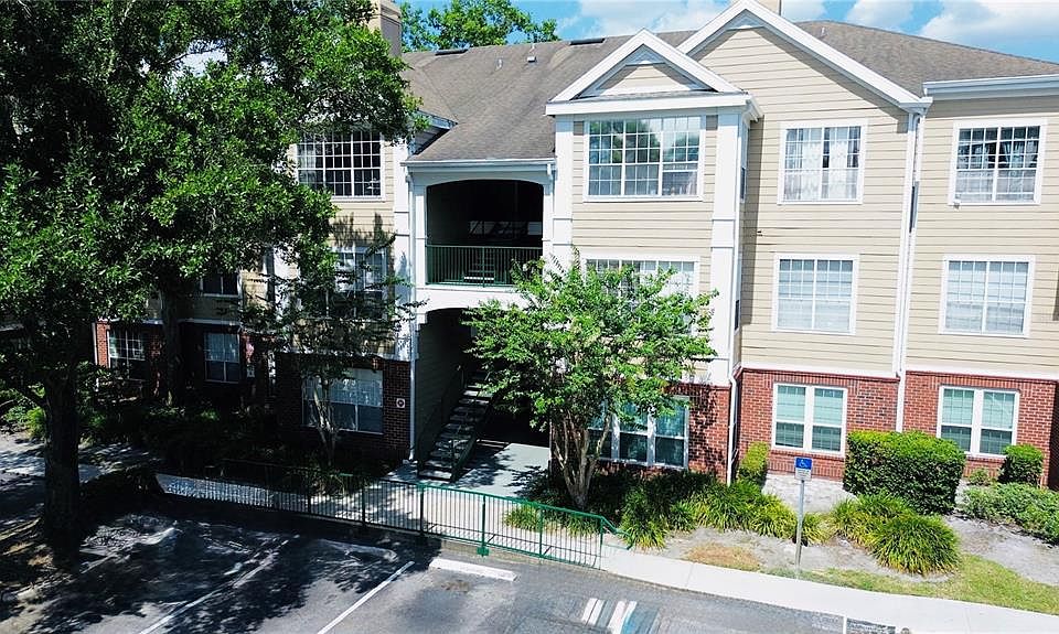 1st image of 13003 PLANTATION PARK CIRCLE #13110