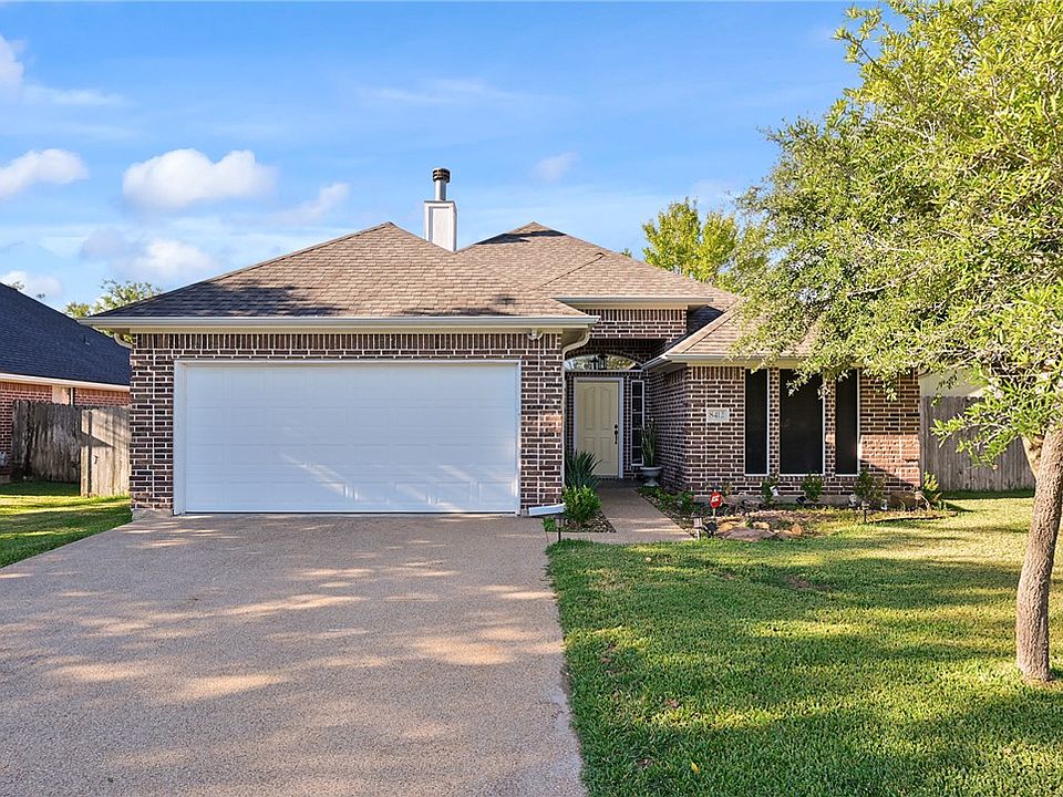 1st image of 8412 Lauren Dr