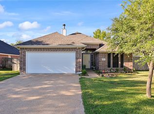 8412 Lauren Dr, College Station, TX 77845