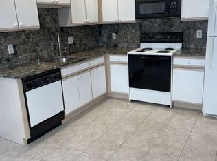 48 Aurelia Sylvia Dr #2, Revere, MA 02151