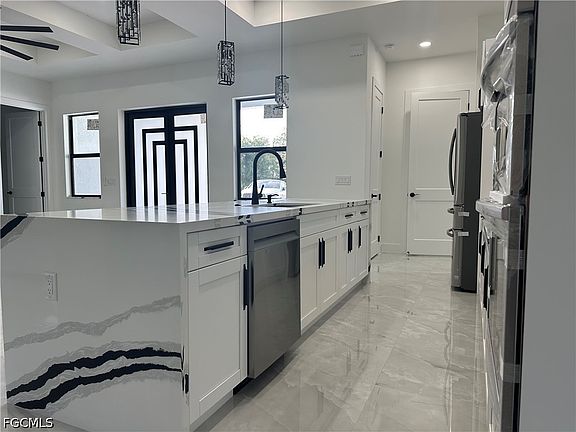 5th image of 2517 59th St W