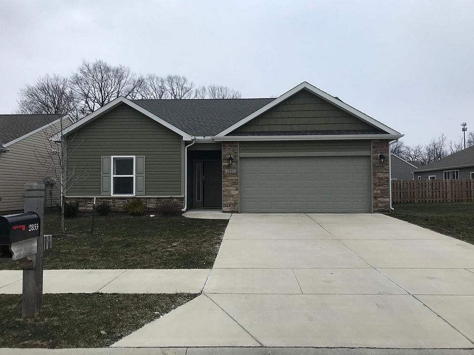1st image of 2855 Poinciana Dr