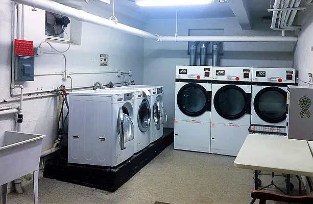 Sold by Dom Realty | media 17