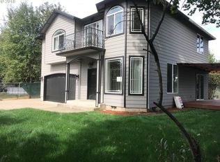 11329 SE Clinton St, Portland, OR 97266