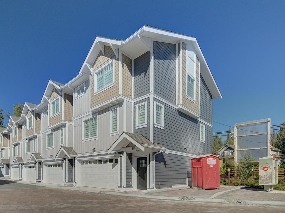 1st image of 23108 Lougheed Hwy #22