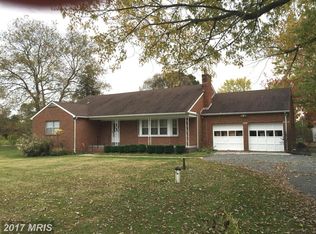 743 Parkers Creek Rd, Deale, MD 20751