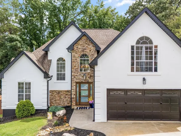 1936 Saint Gregorys Ct, Knoxville, TN 37931