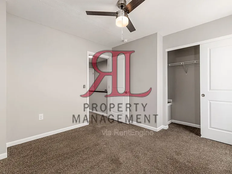 5807 Bridgehampton Dr — Photo 21