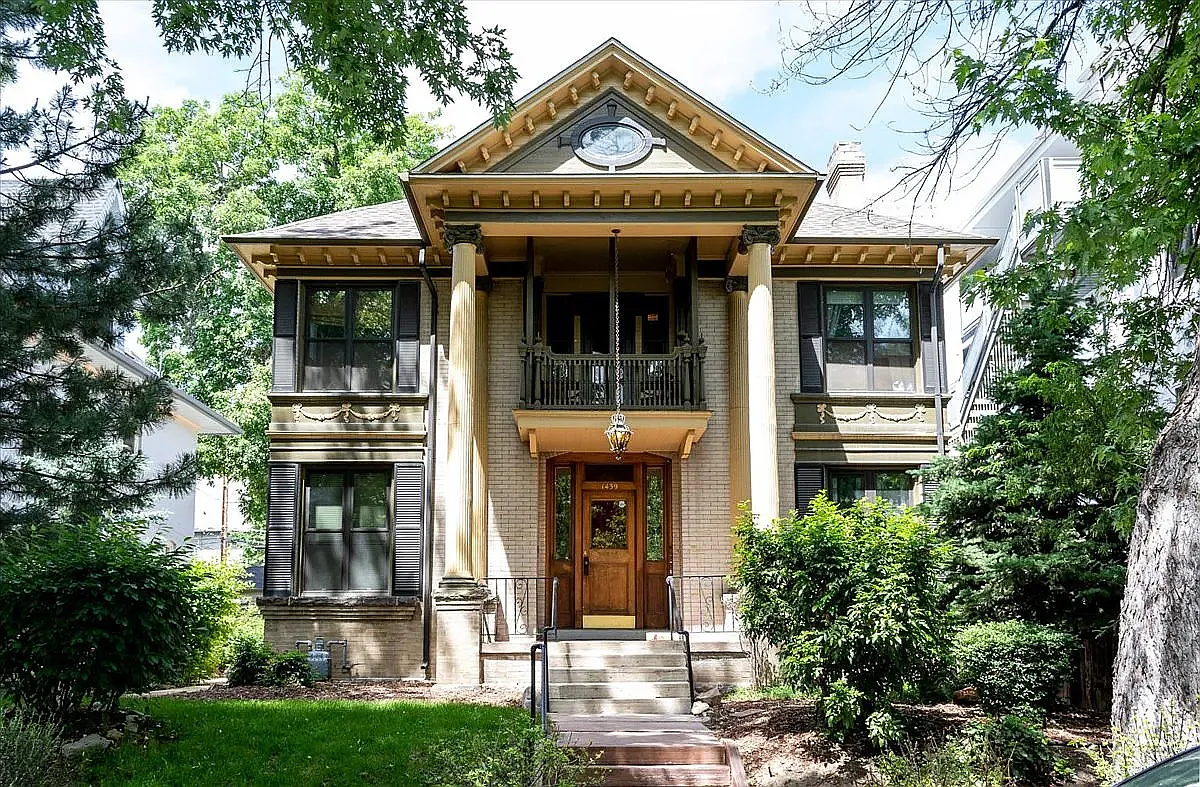 1439 Detroit Street — Photo 1