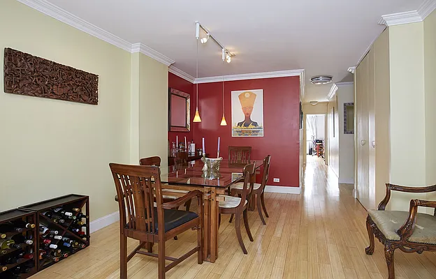 Sold by Stribling | media 19