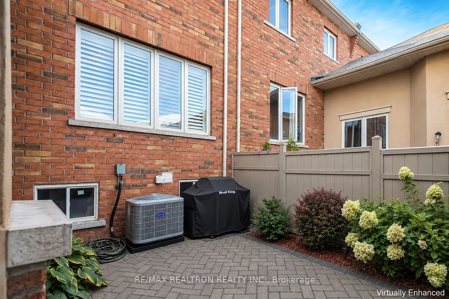 3 bed, $3,980 — Photo 4