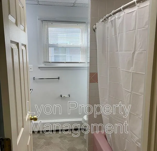 84 Prospect St #3 — Photo 8