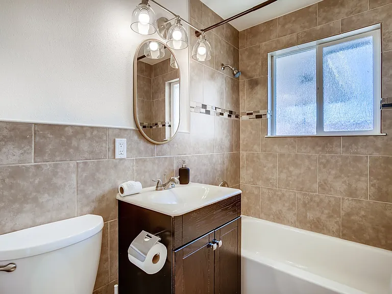 630 S Tejon St — Photo 14
