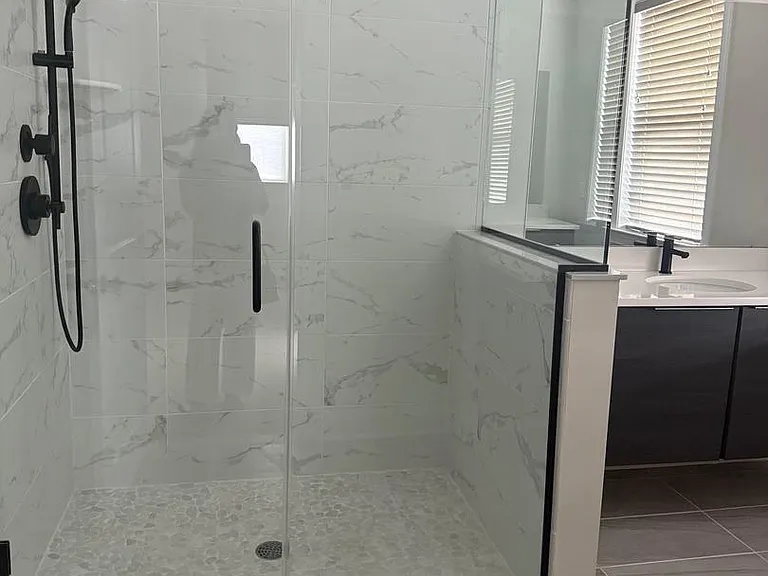 201 Charles Ellis Dr — Photo 12