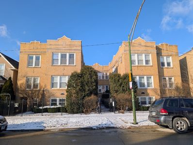 3910 N Bernard St APT 2E, Chicago, IL, 60618