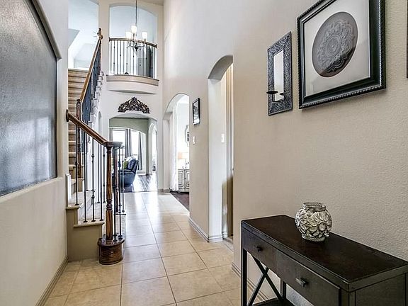 5th image of 1208 Realoaks Dr