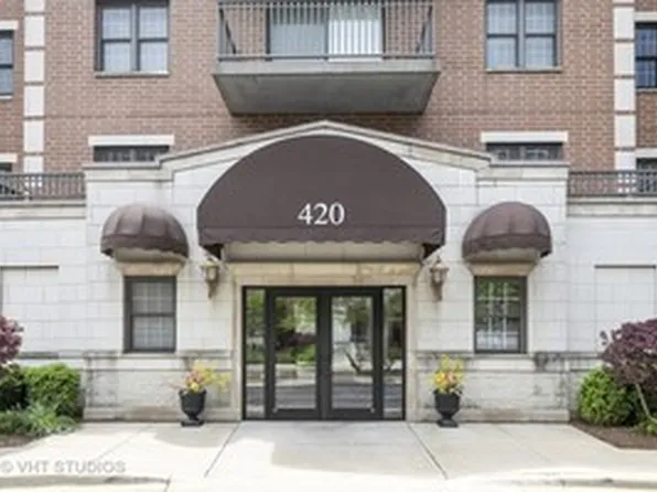 420 W Burlington Ave Unit 501, La Grange, IL 60525