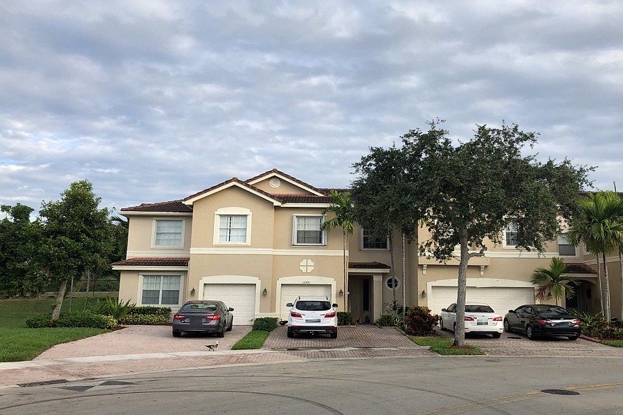 1st image of 12491 SW 42nd St