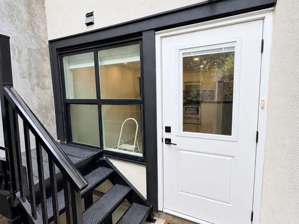 2 bedroom rental in Burnaby — photo 9