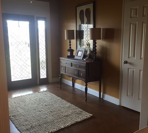 5th image of 136 Pinehurst Dr