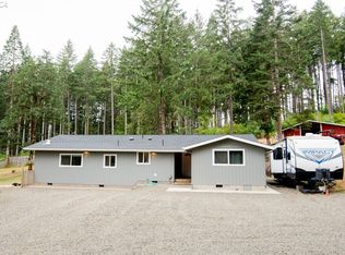 90400 Baker Rd, Elmira, OR 97437