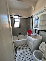 Rented by NYC LUXURY APT RENTALS CO LLC