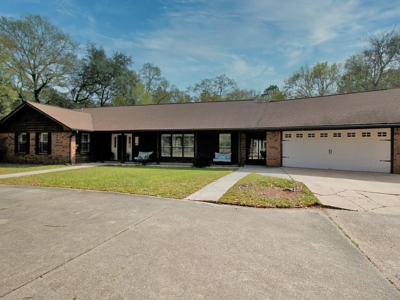2nd image of 6361 Wisteria Dr