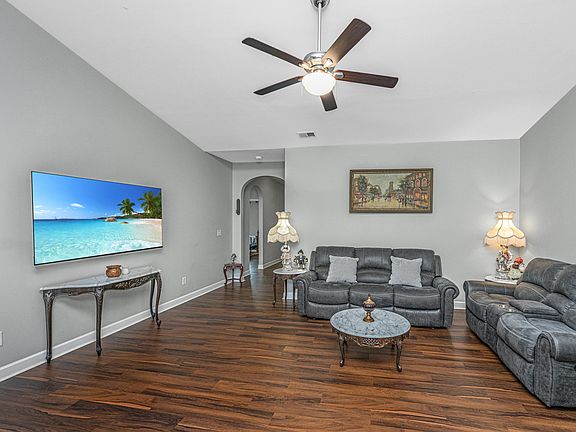 5th image of 3032 Adventure Way