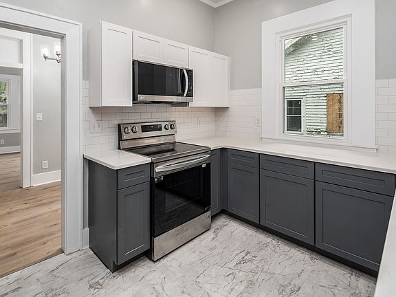 5th image of 505 W 4th St