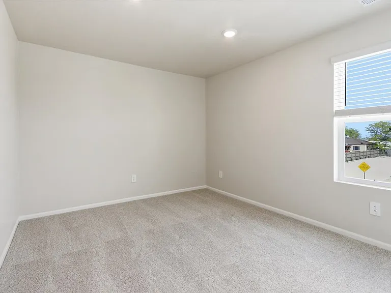 2193 E 164th Ave — Photo 12