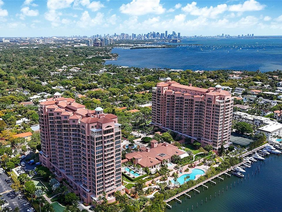 1st image of 60 Edgewater Dr #5E