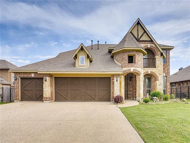 1st image of 4213 Gleneagles Dr