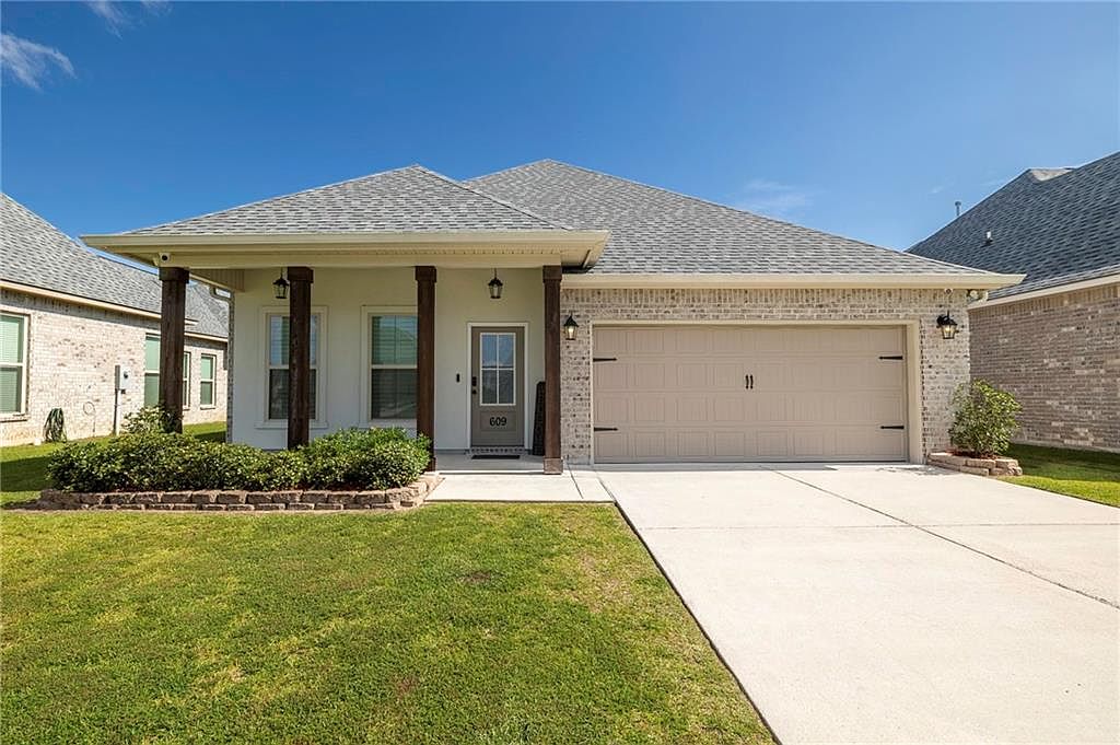 609 Haaswood Ln, Slidell, LA 70458 | Zillow