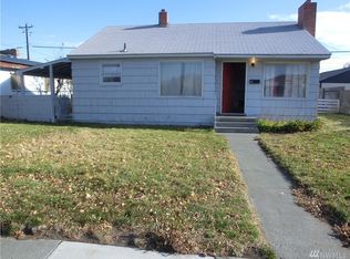 12 E St SE, Ephrata, WA 98823