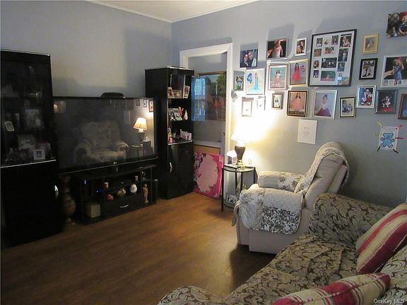 5th image of 343 North St