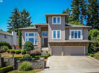 10547 SE Isaac Dr, Happy Valley, OR 97086