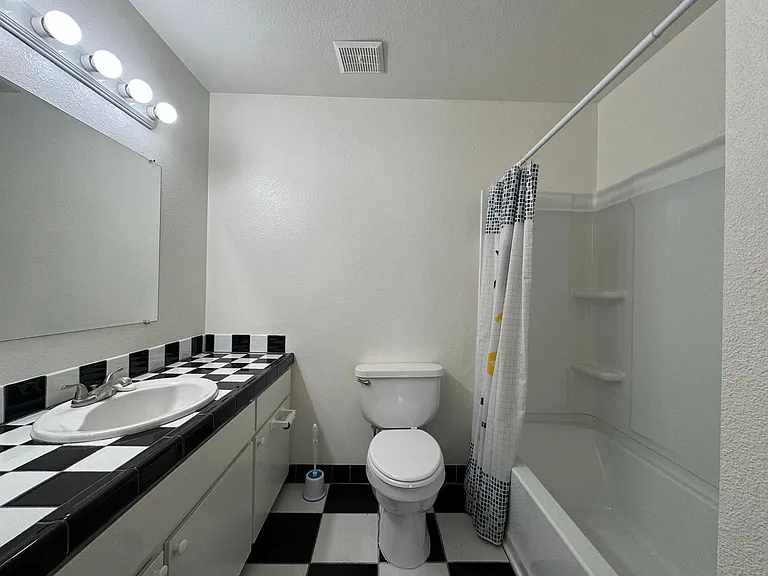 612 S Santa Fe St #1 — Photo 13