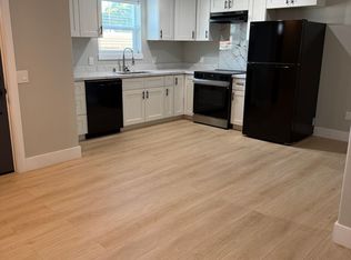 Hartz Property Management presents 644 Green Street, Unit C in Martinez, Martinez, CA 94553