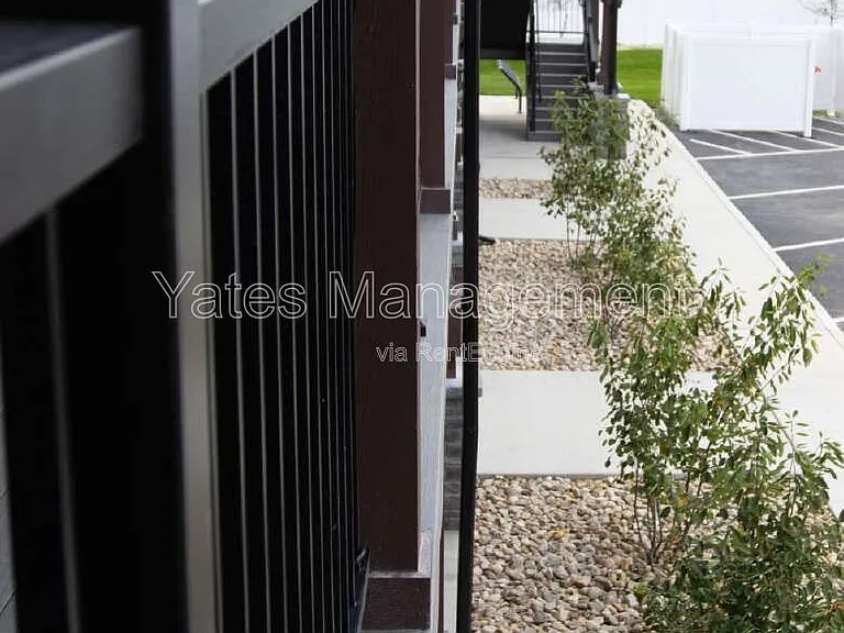 411 W McPherson Ave #103 — Photo 28